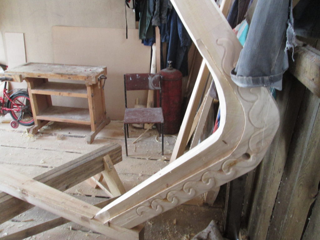 Лодка деревянная Кижанка форштевень