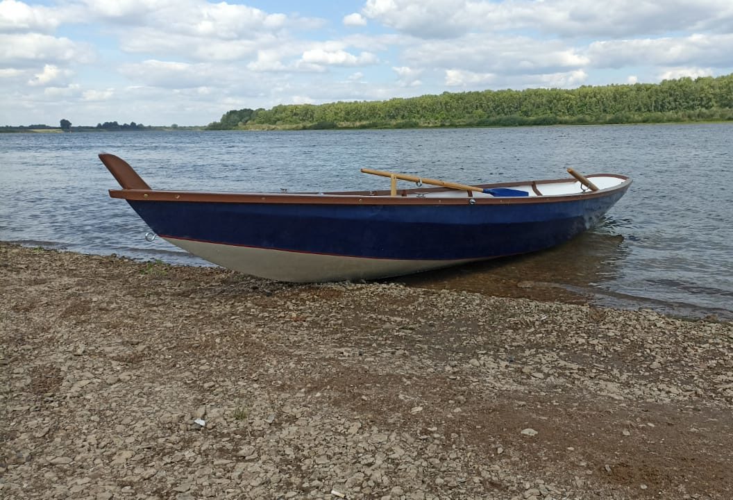 парусно-гребная лодка